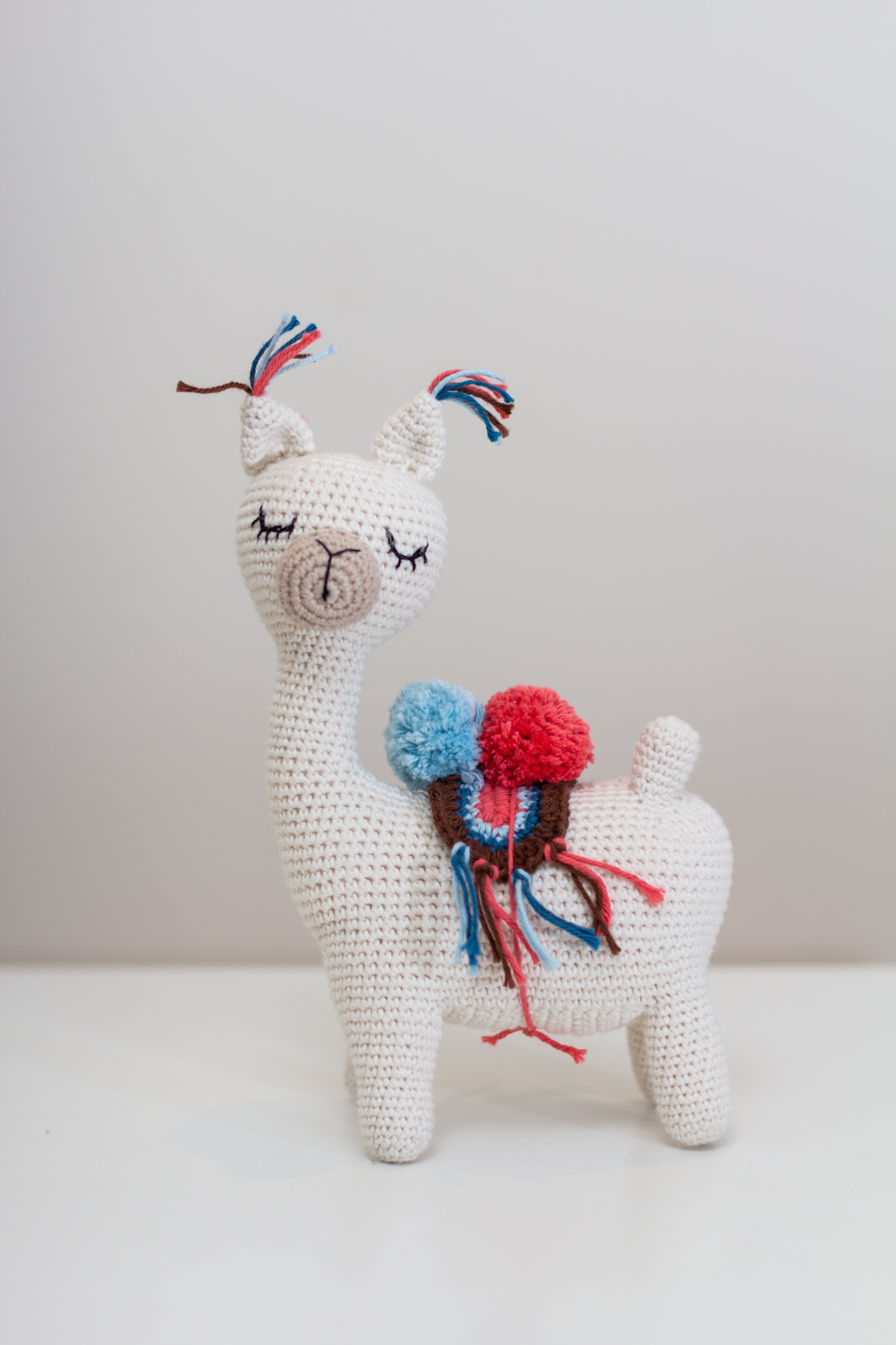Crochet Alpaca Set -Lola & Adri-Blue/Red Numnah-toddler toys-small baby toys-Wanuna